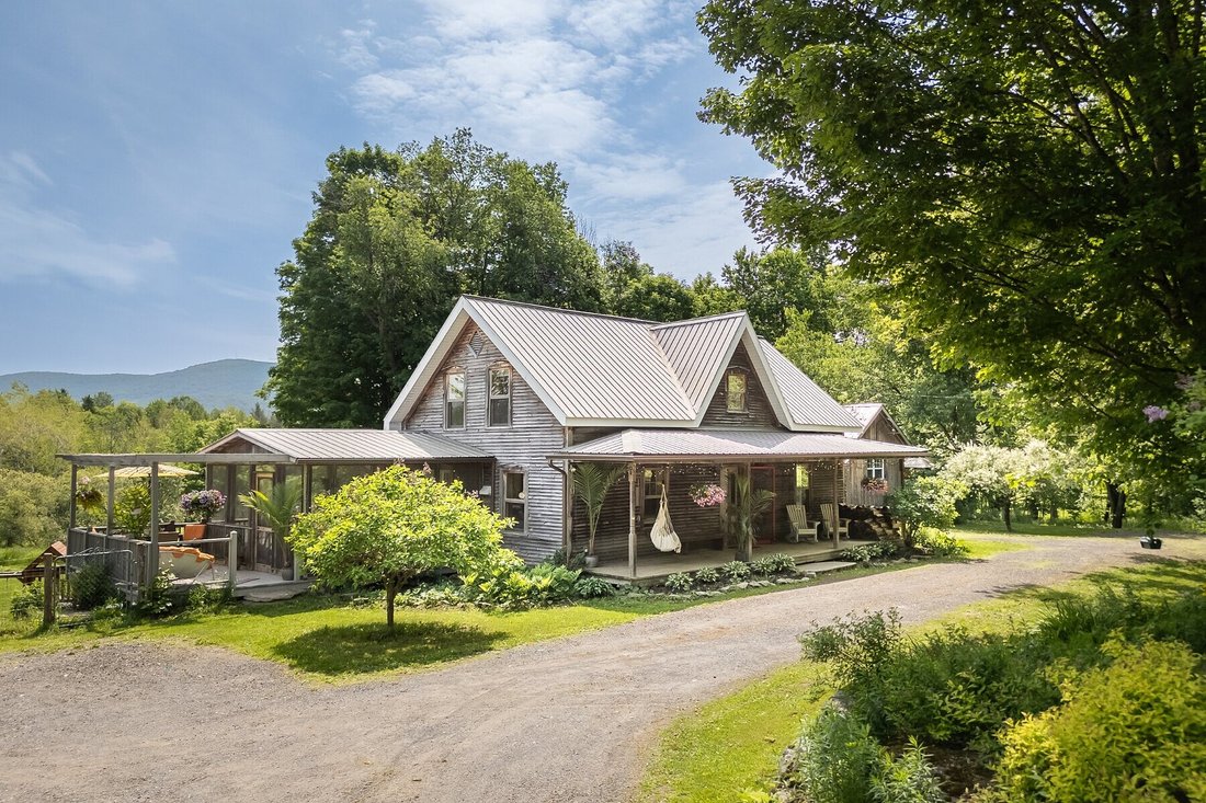 House in Granby, Quebec, Canada 1 - 17899856