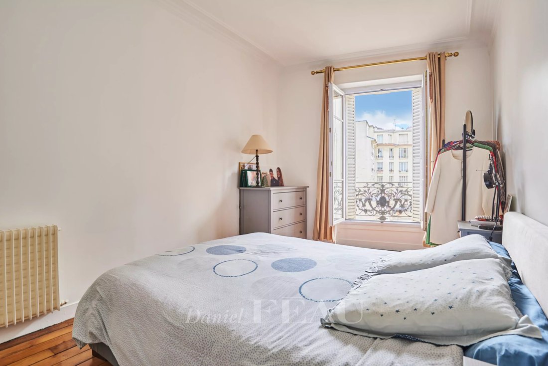 Apartment in Saint Placide, Paris 6e Arrondissement, Paris 3 - 18409332