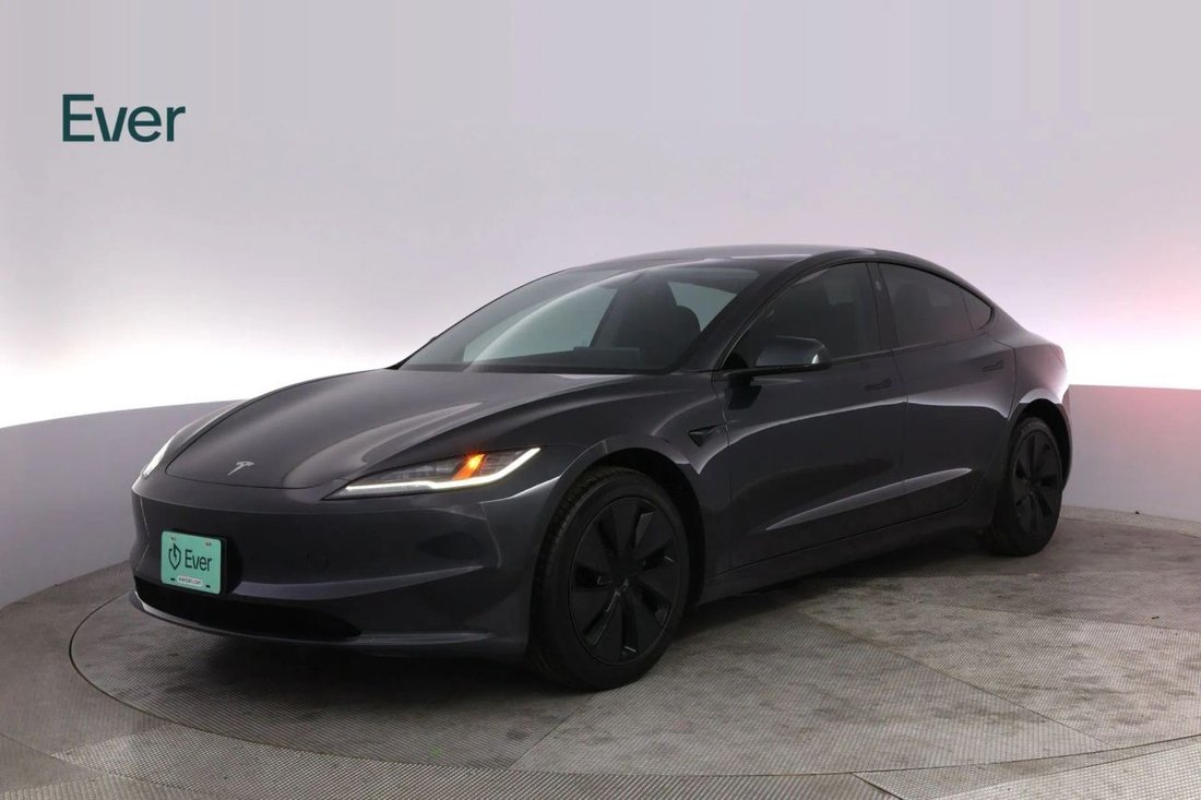 Sedan in San Francisco, CA, United States 2 - 18338341