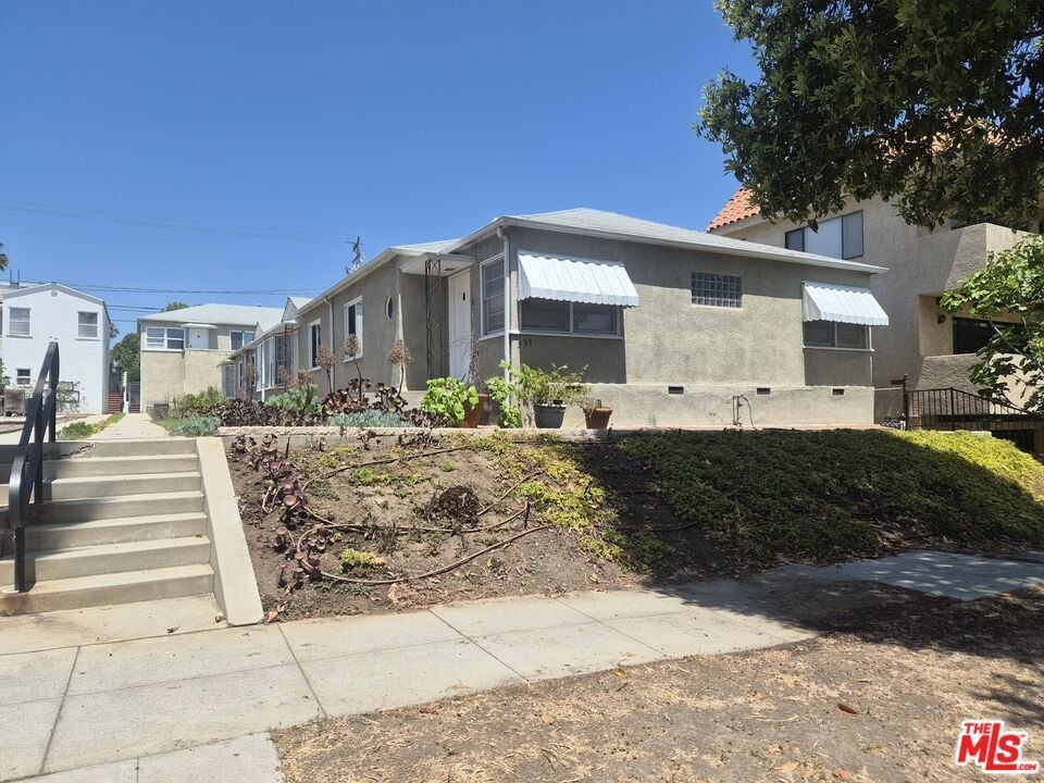 Santa Monica, California, United States 3 - 18407694