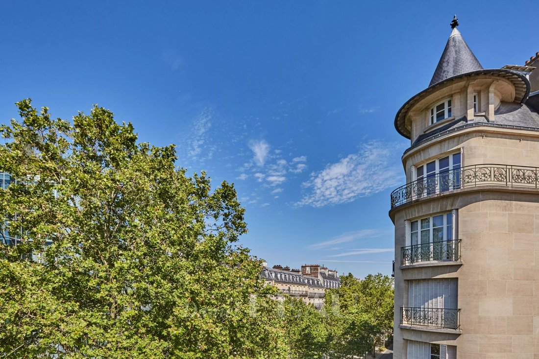 Apartment in Saint Placide, Paris 6e Arrondissement, Paris 2 - 18411940