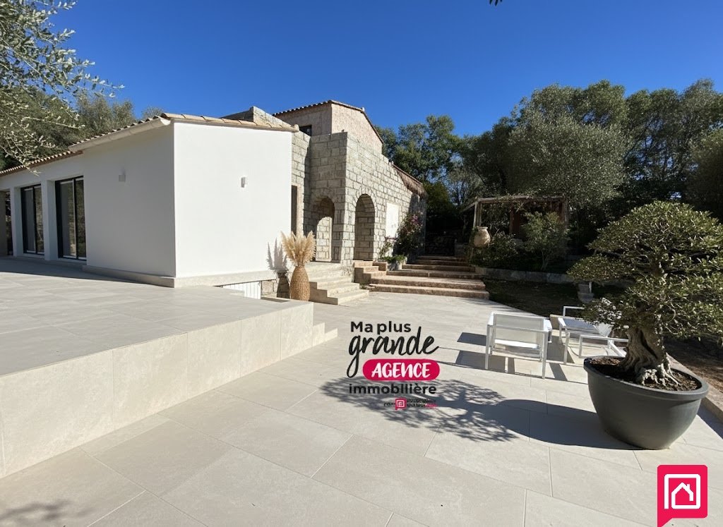 Villa in Zonza, Corsica, France 2 - 18406075