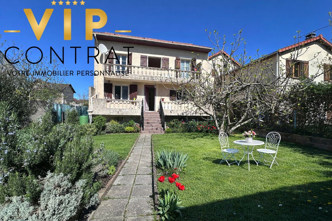 Villa in Stains, Ile-de-France, France 1 - 18405545