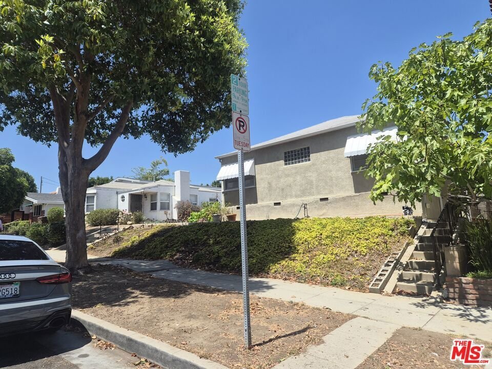 Santa Monica, California, United States 2 - 18407694