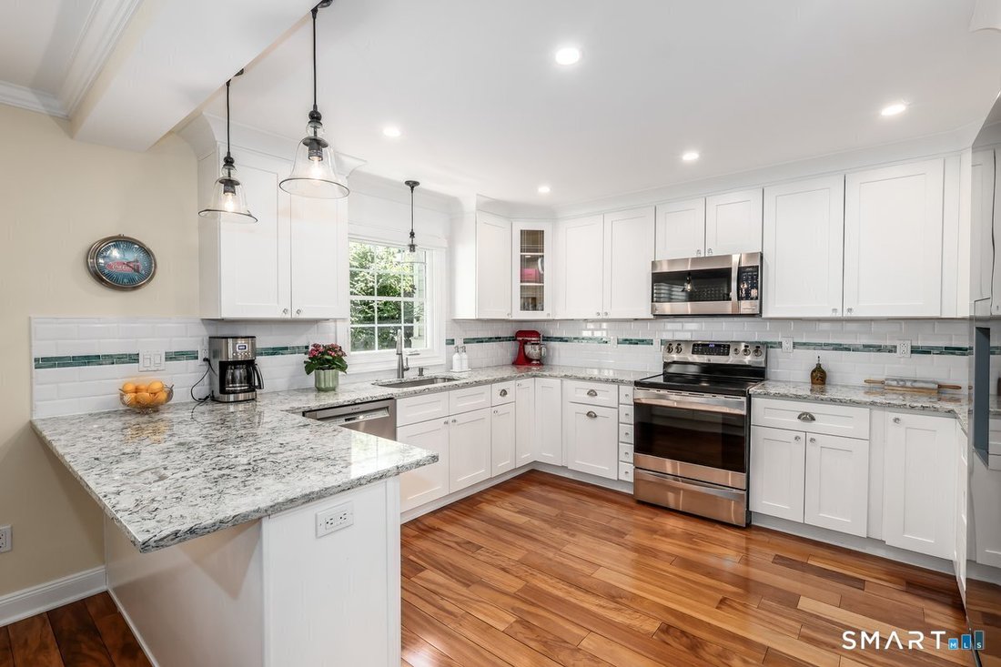 House in New Canaan, Connecticut, United States 3 - 18410795