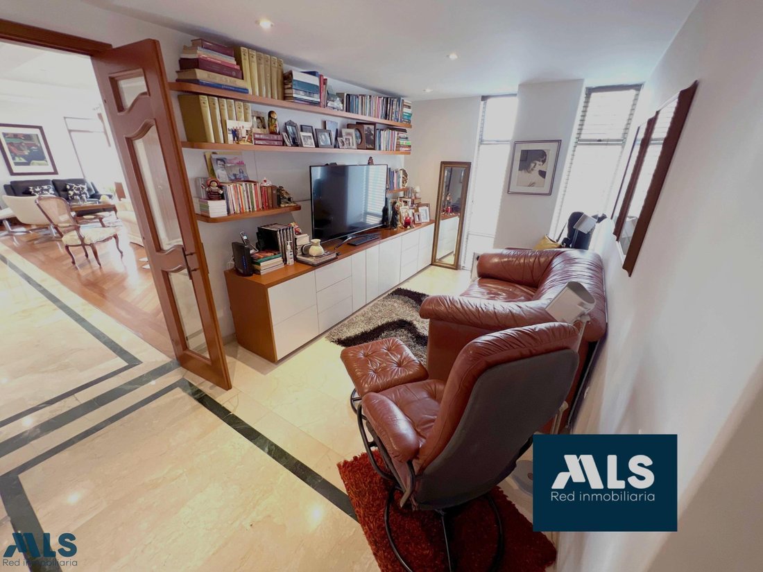Apartment in Medellín, Antioquia, Colombia 5 - 18403598