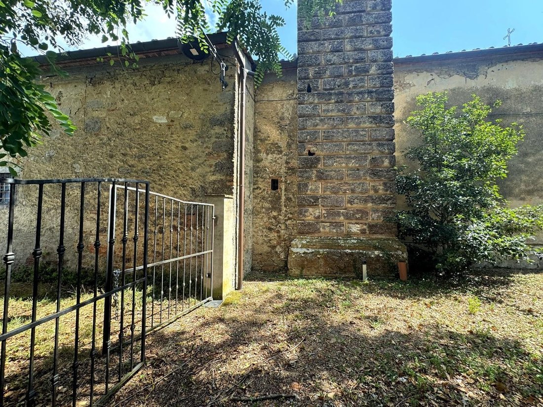 Farm Ranch in Poggibonsi, Tuscany, Italy 2 - 17295391