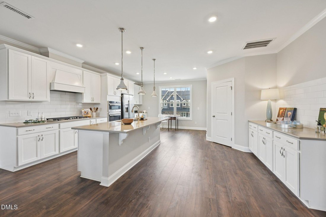 Townhouse in Raleigh, North Carolina, United States 3 - 18408219