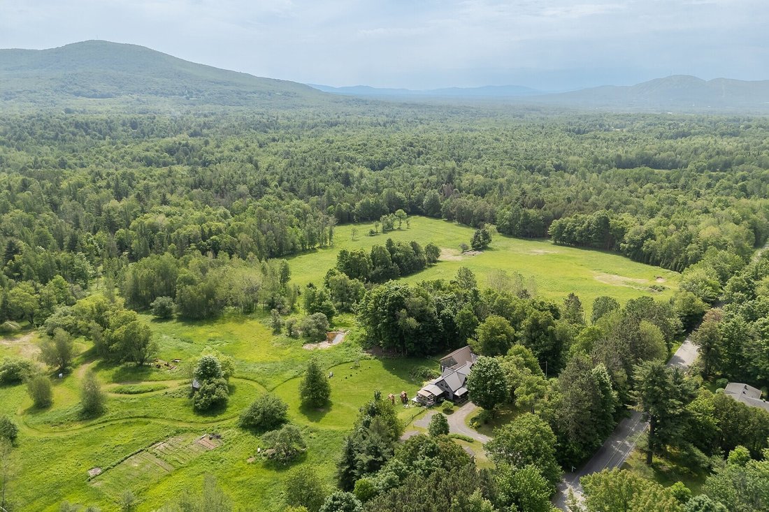 Granby, Quebec, Canada 3 - 17955523