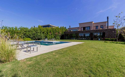 House in Rincón de Milberg, Buenos Aires Province, Argentina 1