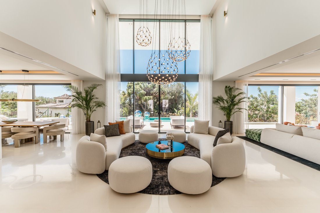 Villa in Sierra Blanca, Marbella, Spain 2 - 18412834
