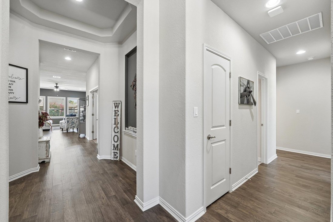 House in Leander, Texas, United States 5 - 18408033