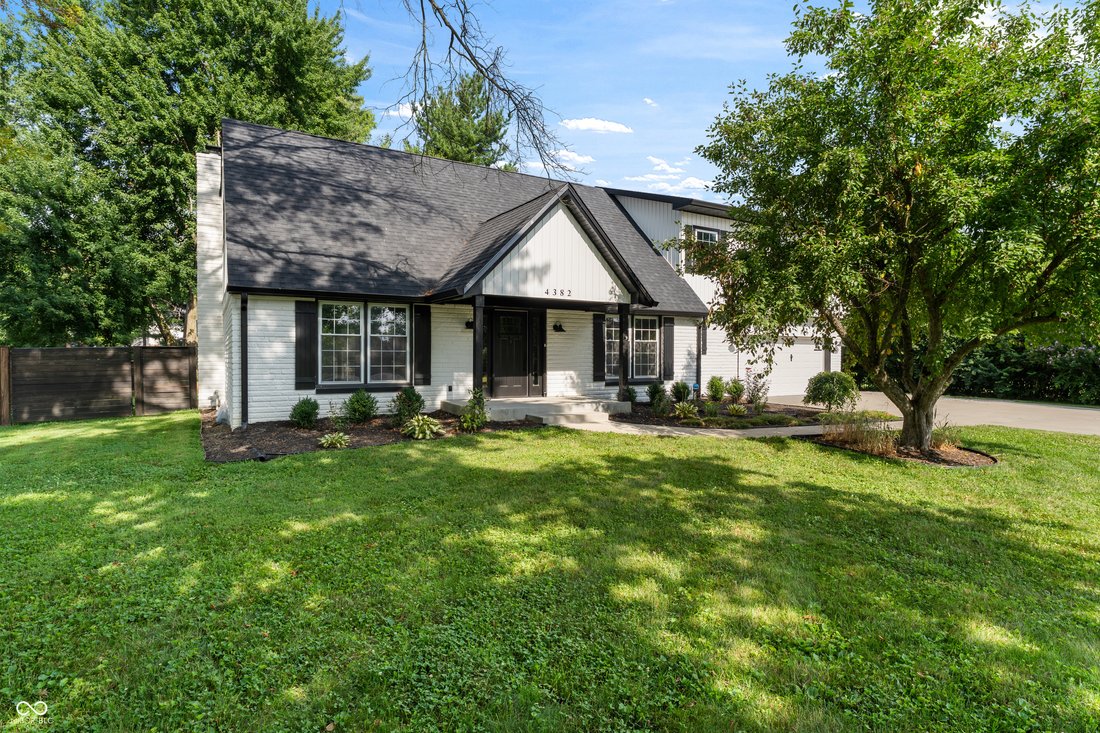 House in Columbus, Indiana, United States 2 - 18407833