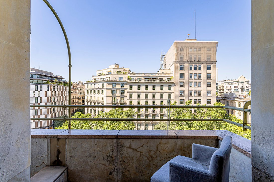 Apartment in Eixample, Barcelona, Spain 2 - 18408318