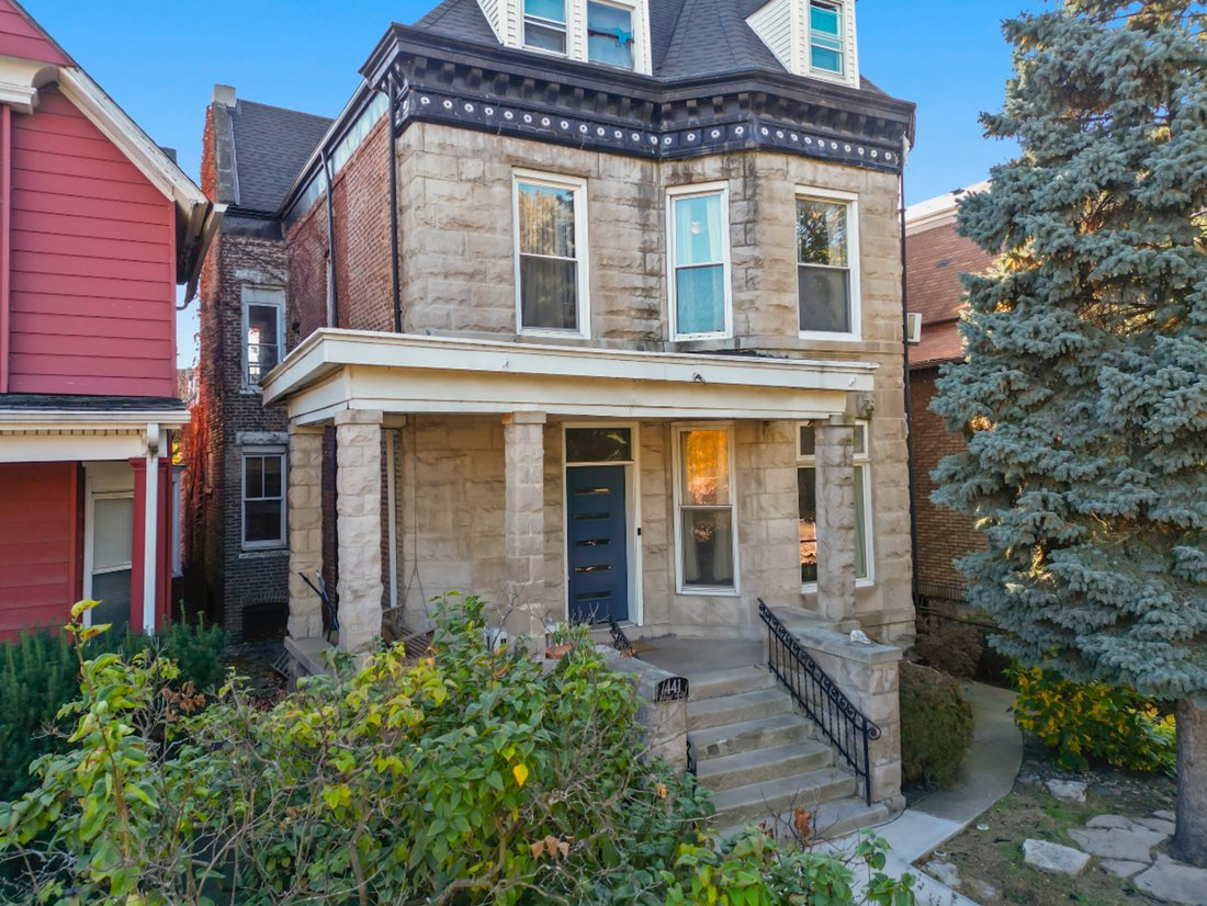 Chicago, Illinois, United States 1 - 18408286
