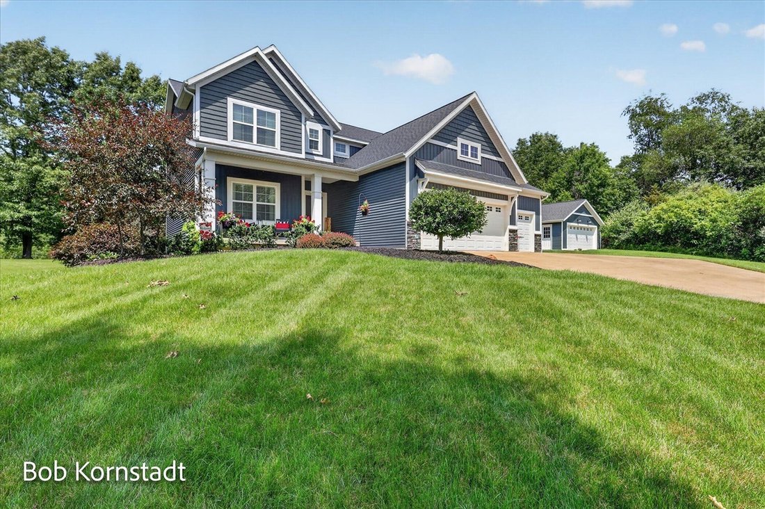 House in Alto, Michigan, United States 1 - 18366796