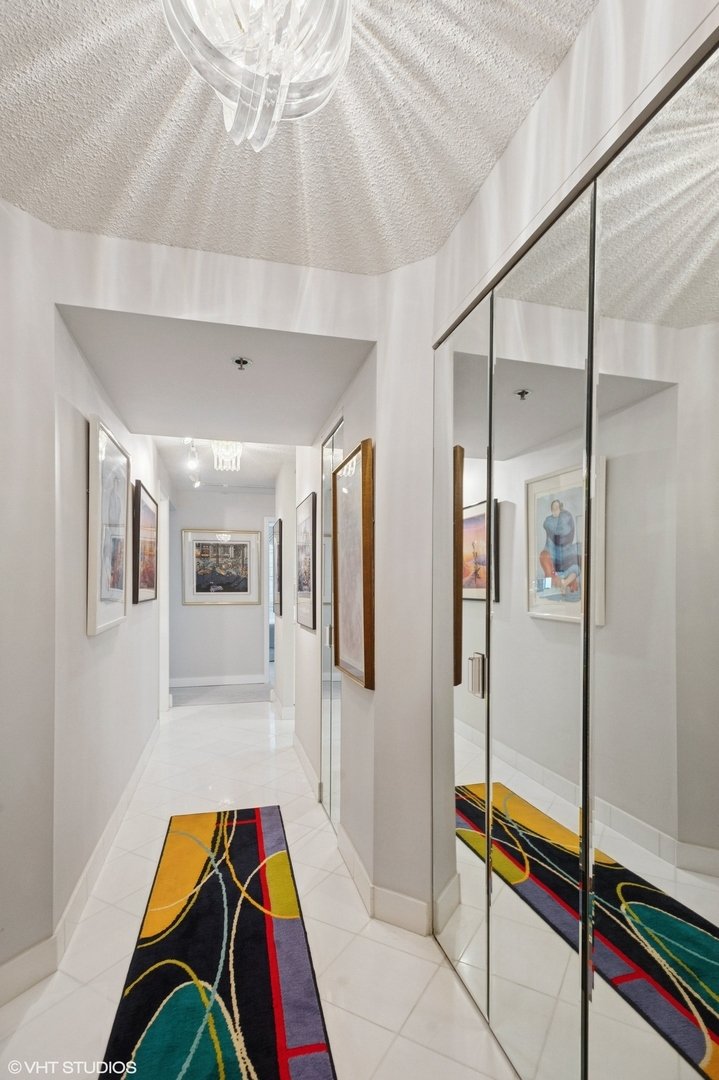 Condo in Chicago, Illinois, United States 2 - 18408267