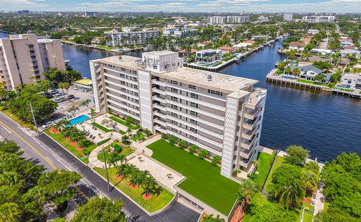 Co Op in Hillsboro Beach, Florida, United States 1
