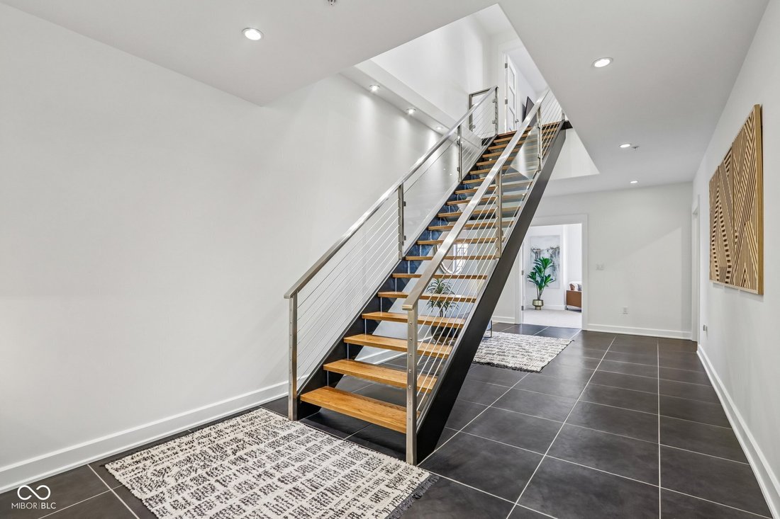 Condo in Carmel, Indiana, United States 3 - 18177396