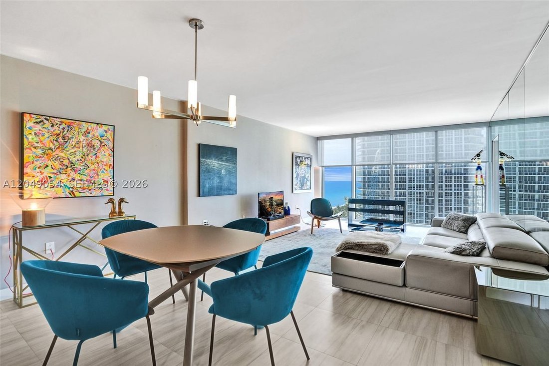 Condo in Bal Harbour, Florida, United States 1 - 18410099