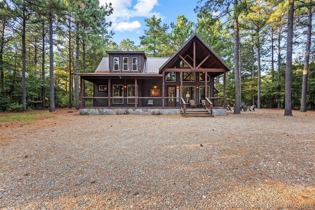 Broken Bow, Oklahoma, United States 3 - 18414422