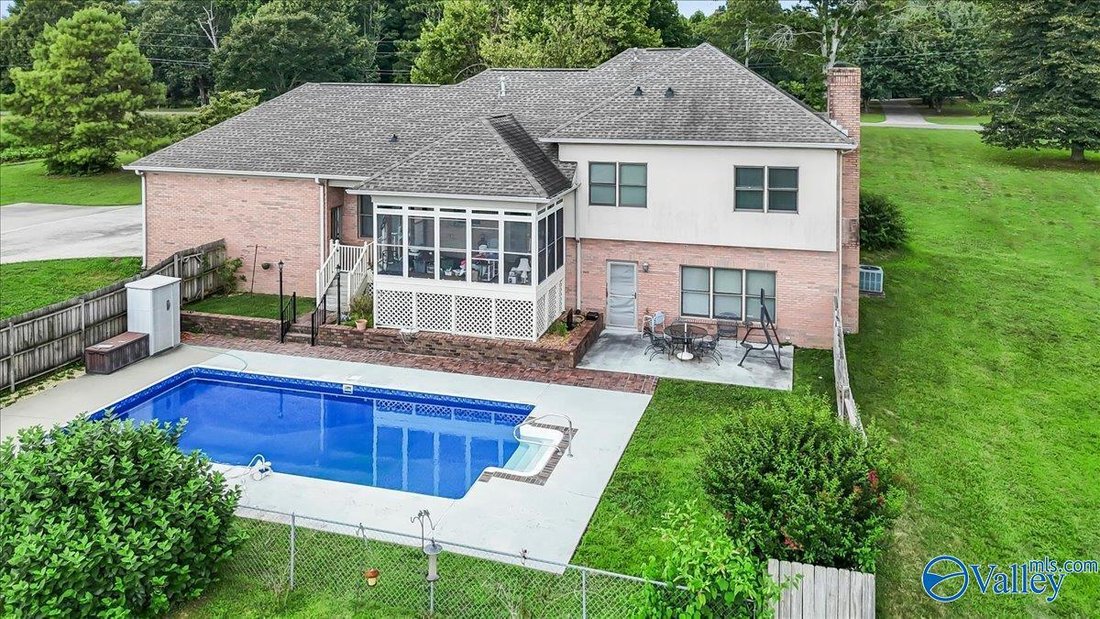 House in Arab, Alabama, United States 3 - 18409263