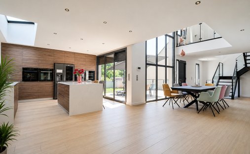 House in Mareil-Marly, Ile-de-France, France 1