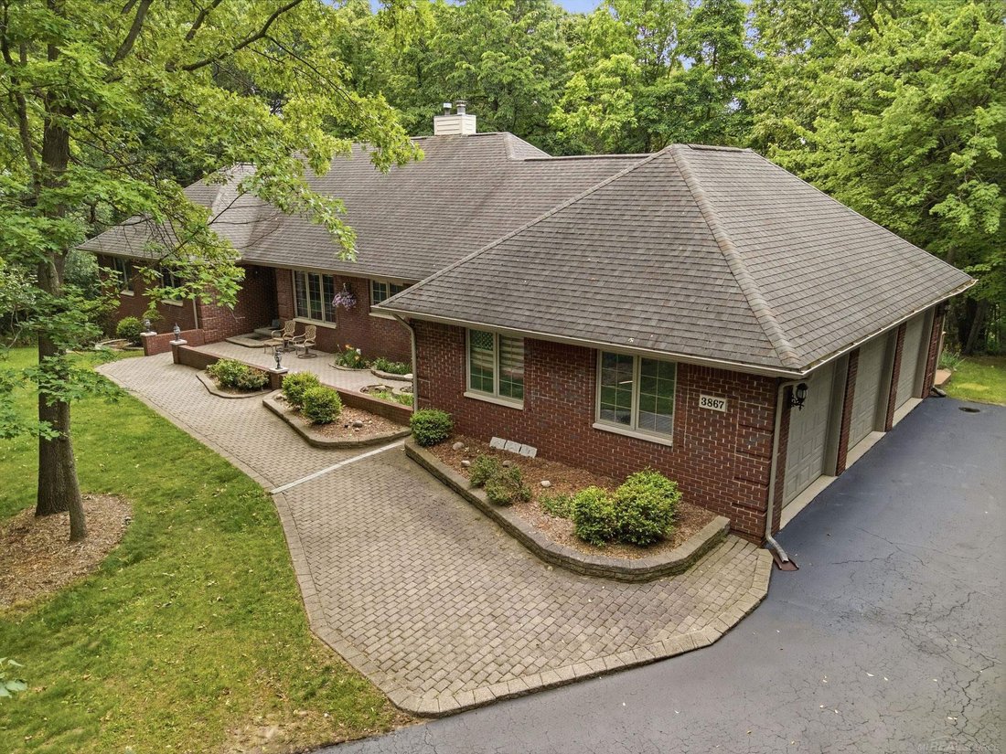 House in Lakeville, Michigan, United States 4 - 18414432