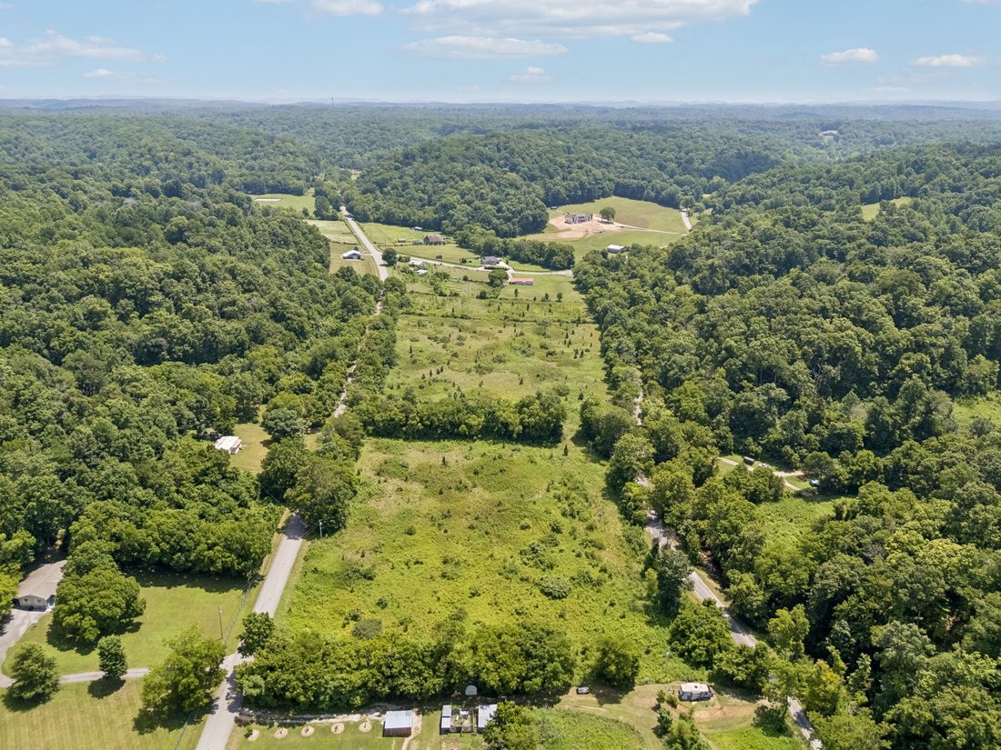 Land in Columbia, Tennessee, United States 5 - 18408956