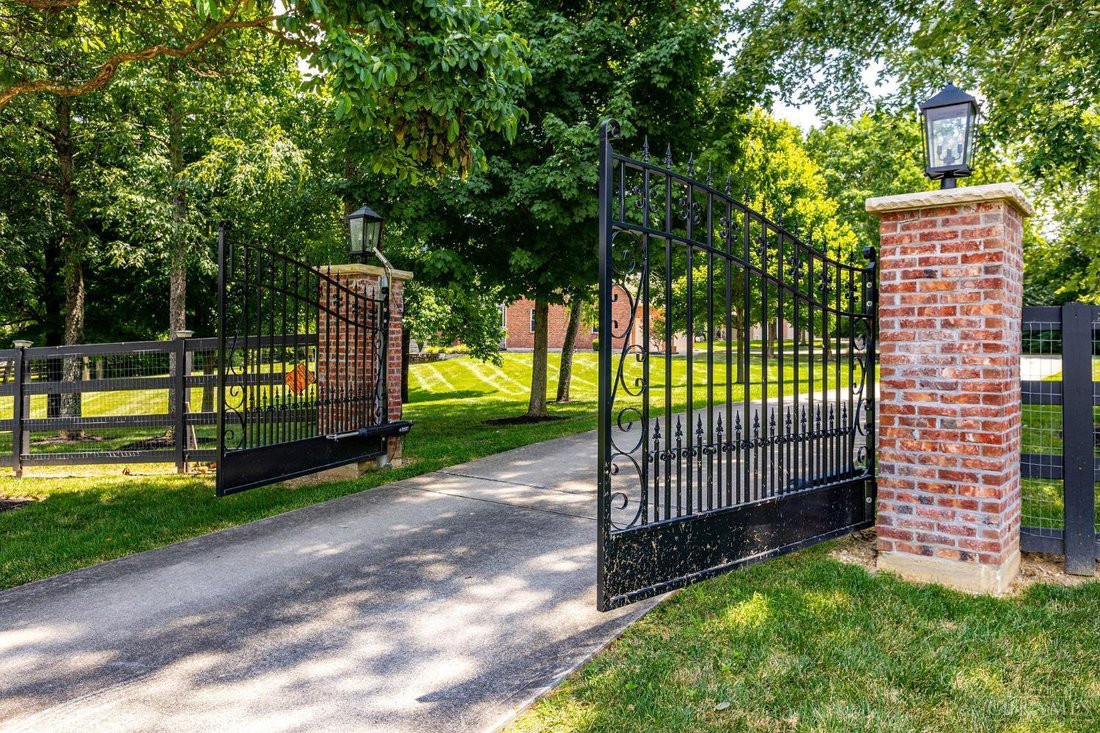House in Monroe, Ohio, United States 3 - 18399457