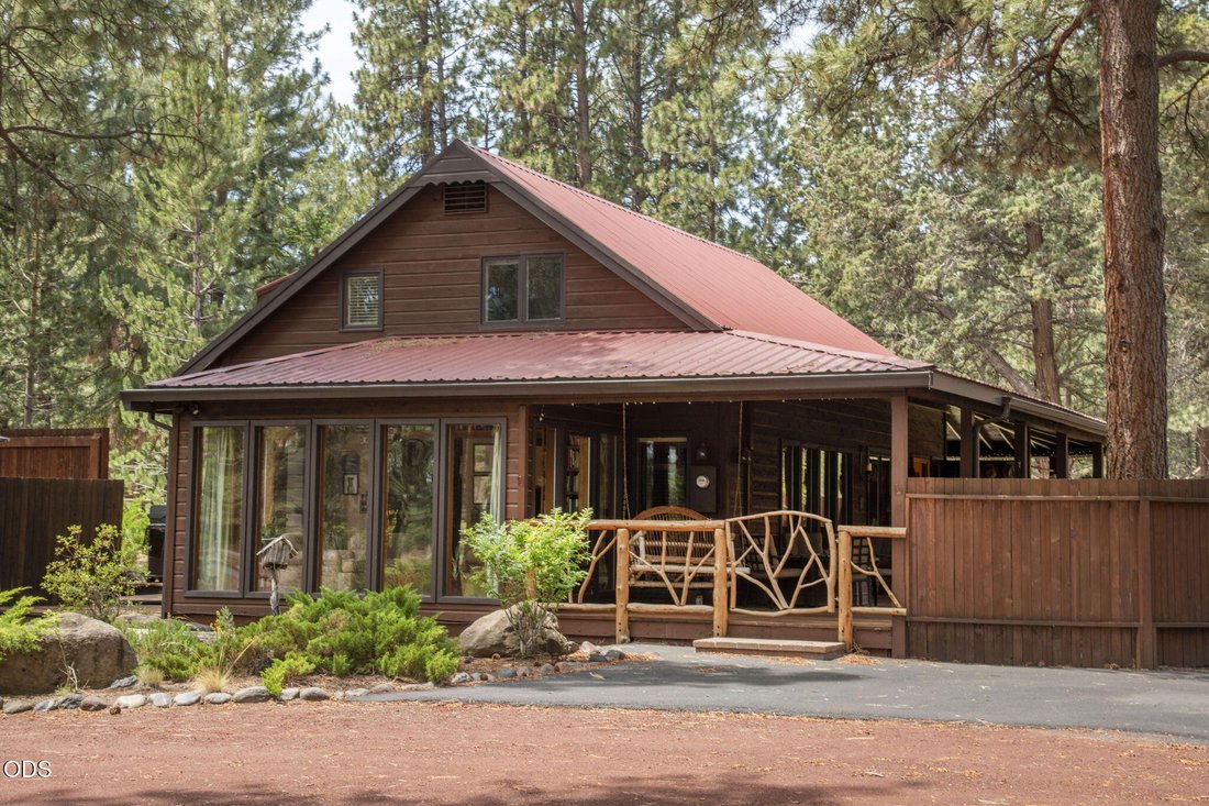 House in Sisters, Oregon, United States 1 - 18283815