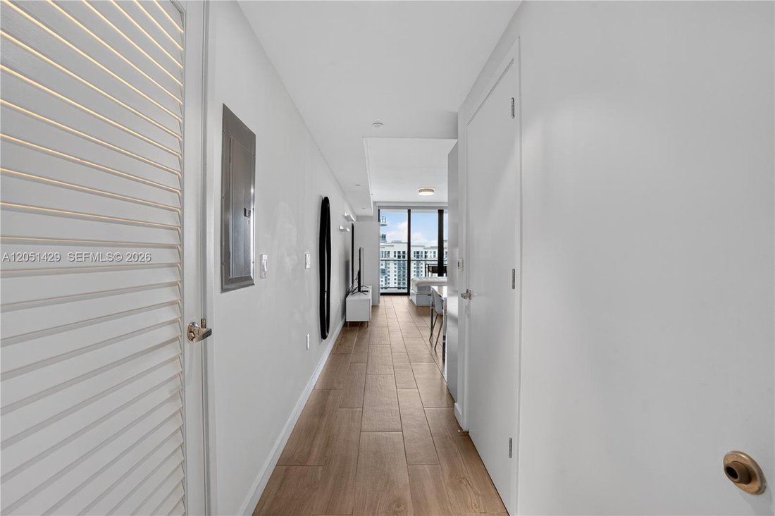 Condo in Miami, Florida, United States 4 - 18415149