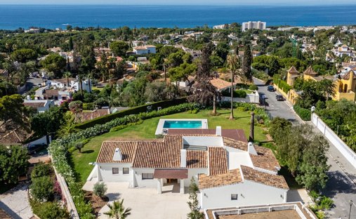Villa in Marbella, Andalusia, Spain 1