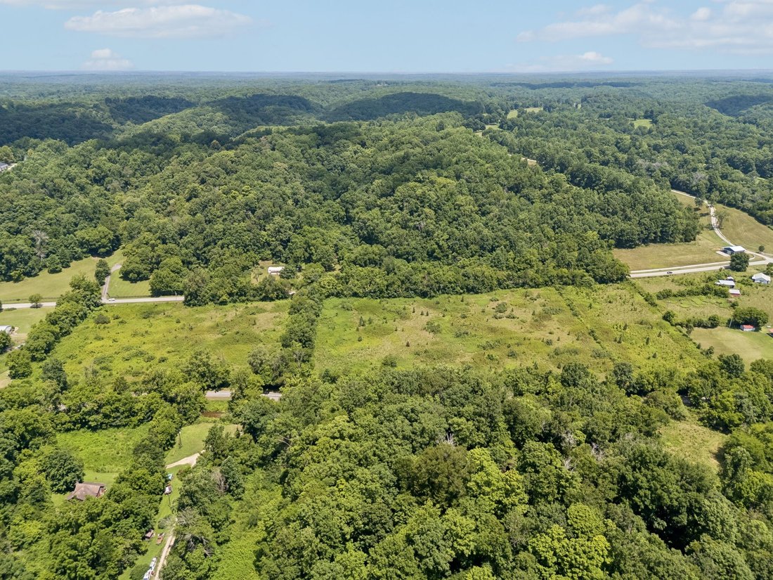 Land in Columbia, Tennessee, United States 1 - 18408956