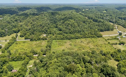 Land in Columbia, Tennessee, United States 1