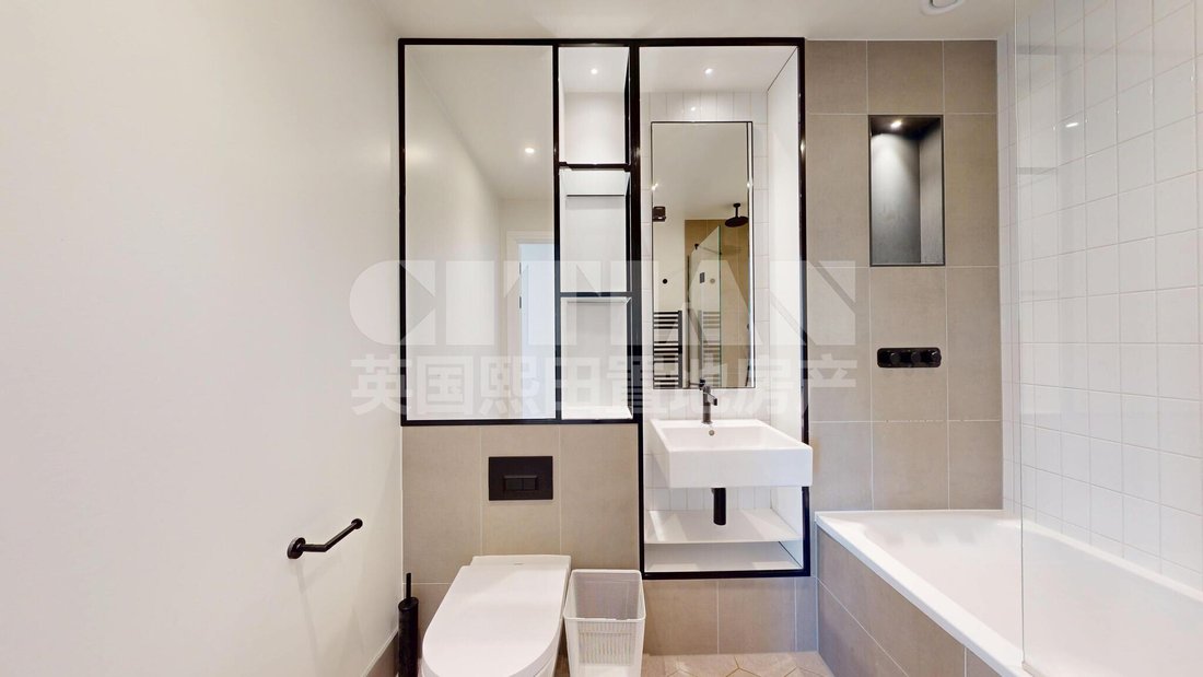 Apartment in Alperton, Brent, England 3 - 18413379