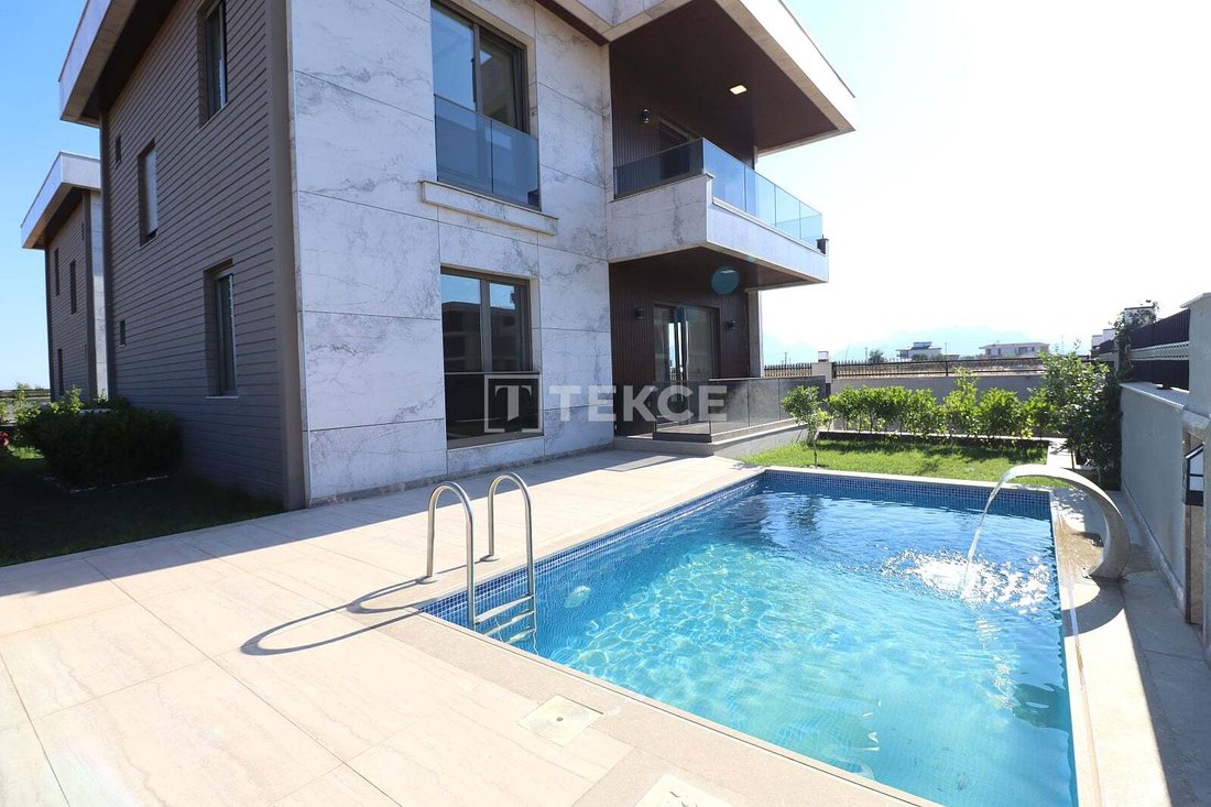 Villa in Döşemealtı, Antalya, Turkey 1 - 18415213