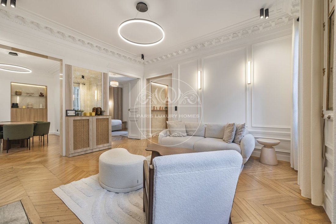 Apartment in Nationale-Deux Moulins, Paris 13e Arrondissement, Paris 2 - 18411675