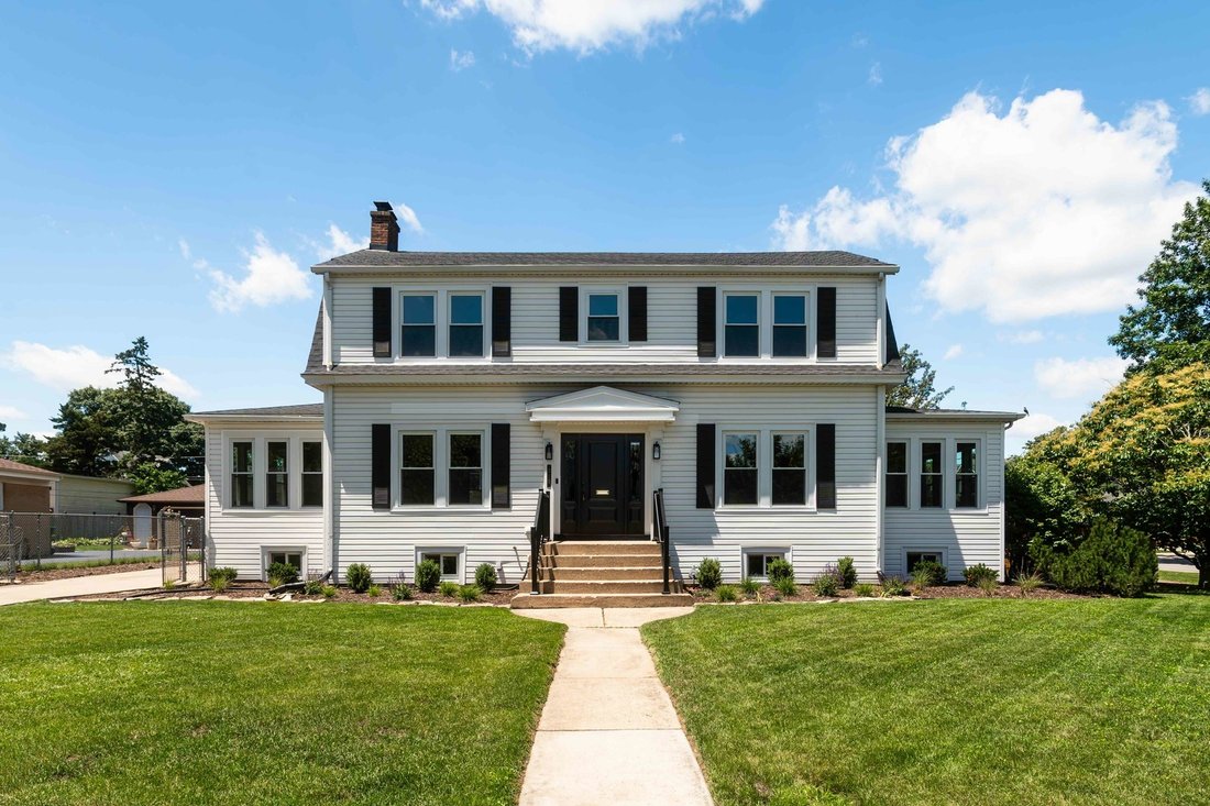 House in Lombard, Illinois, United States 1 - 18413637