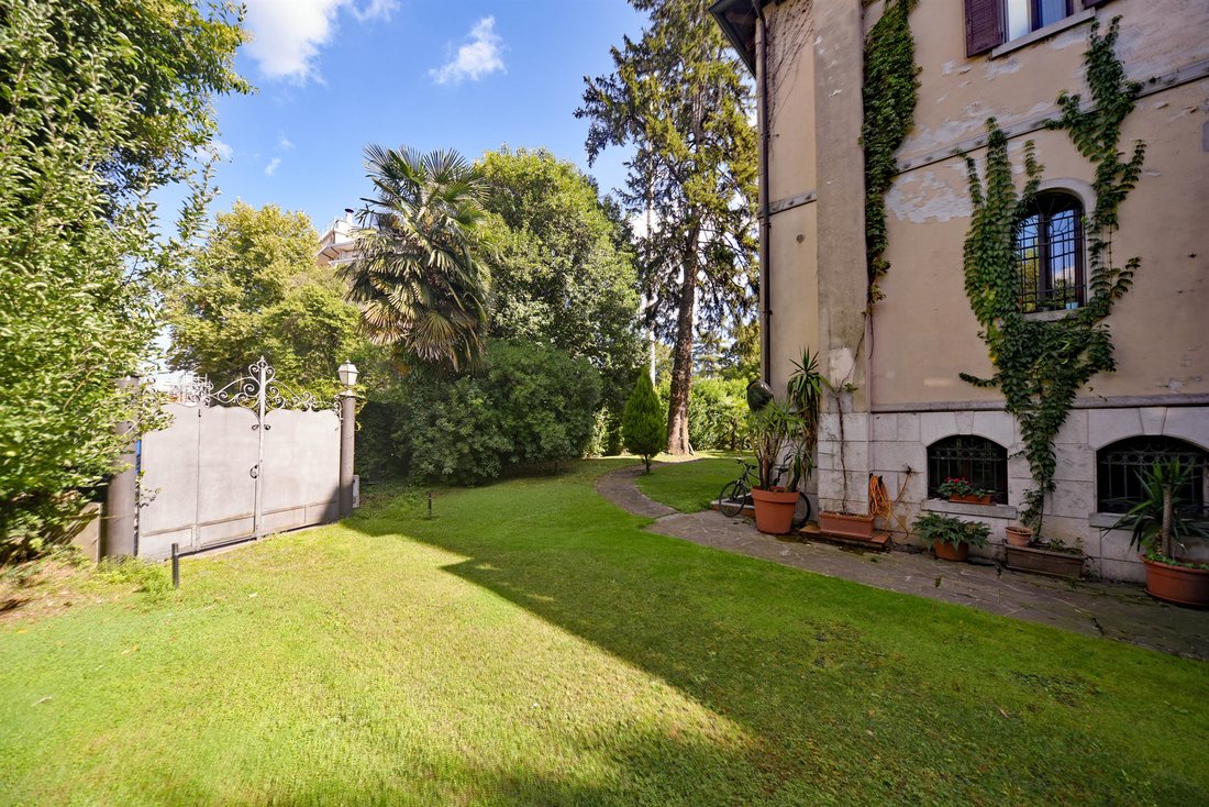 Villa in Cathedral - Piazza dei Signori, Treviso, Italy 4 - 18412074