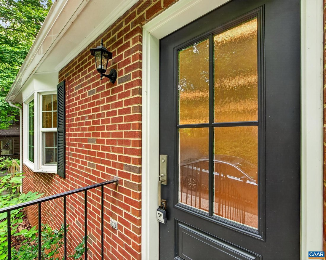 House in Charlottesville, Virginia, United States 3 - 18411491