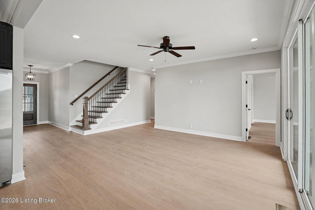 House in Watterson Park, Kentucky, United States 3 - 18408921