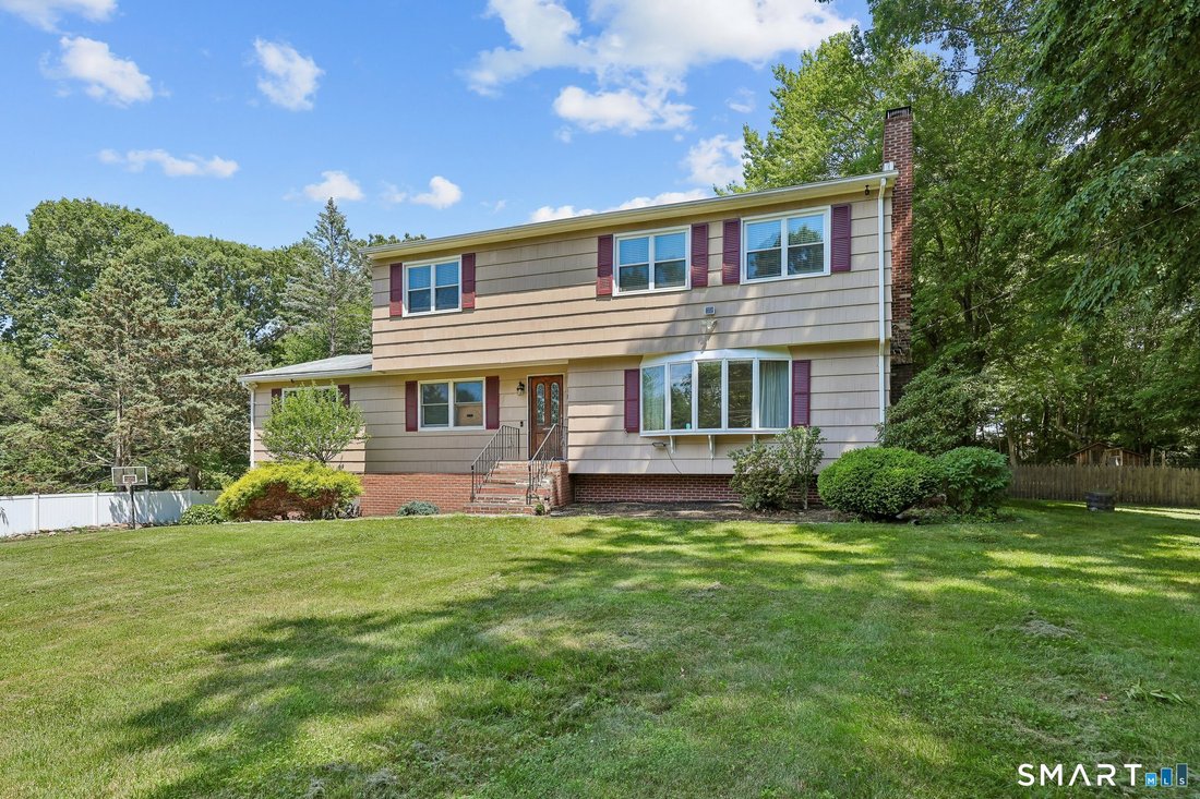House in Shelton, Connecticut, United States 2 - 18410980