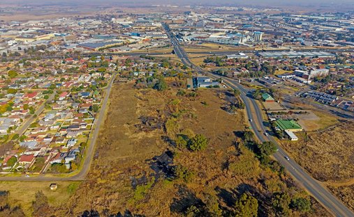 Land in Sandton, Gauteng, South Africa 1