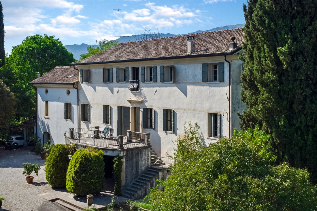 Villa in Asolo, Veneto, Italy 3 - 18412036