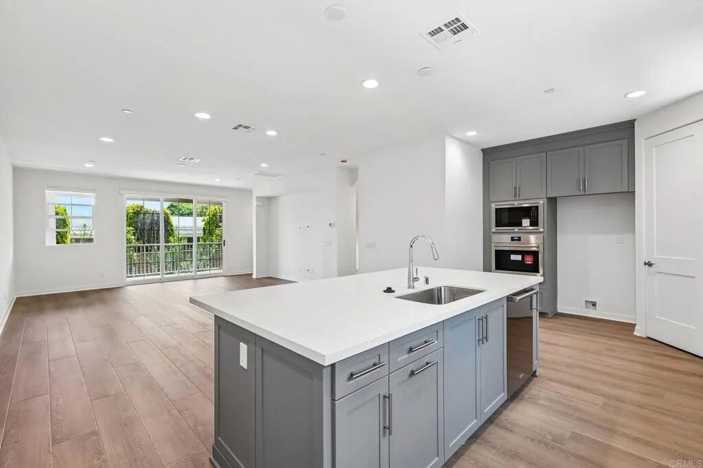 Townhouse in Carlsbad, California, United States 3 - 18411255