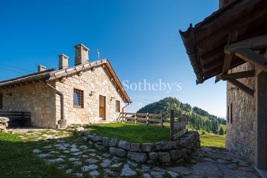 House in Lastebasse, Veneto, Italy 3 - 18416113