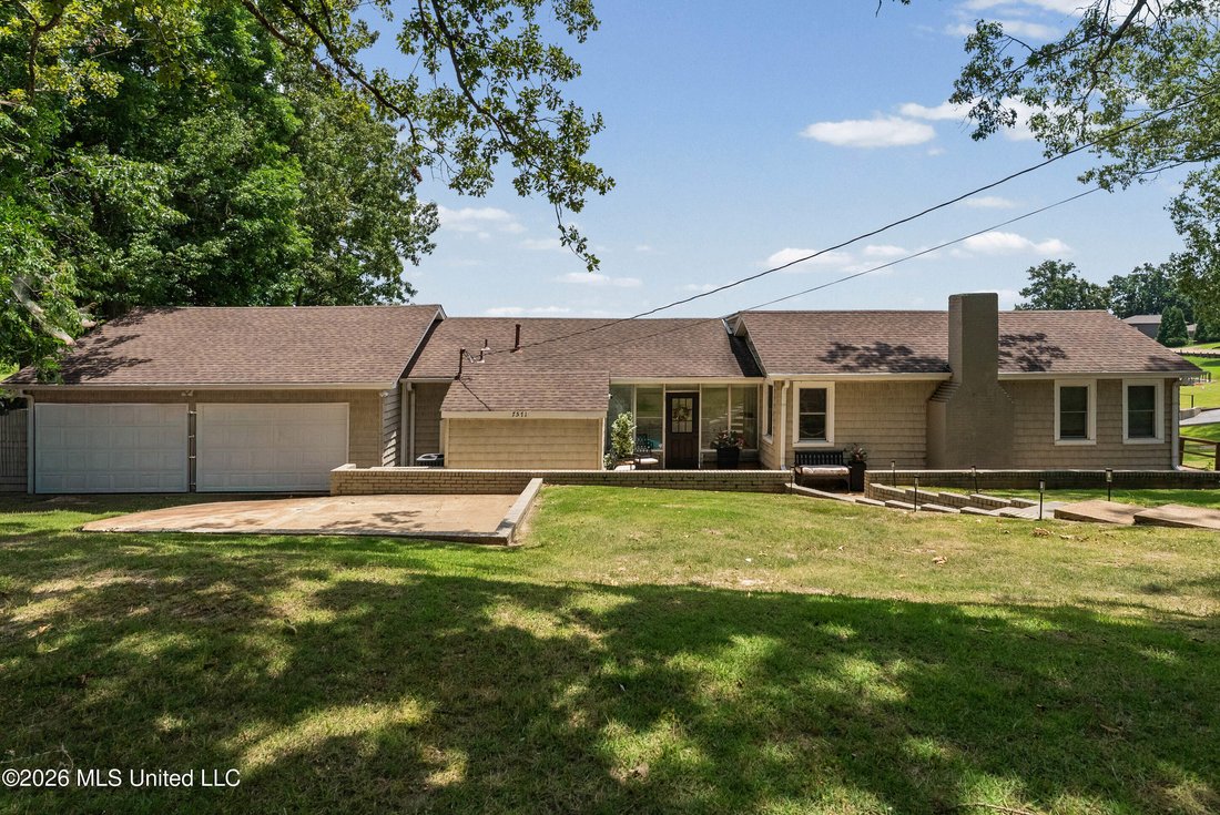 House in Sardis, Mississippi, United States 1 - 18419121