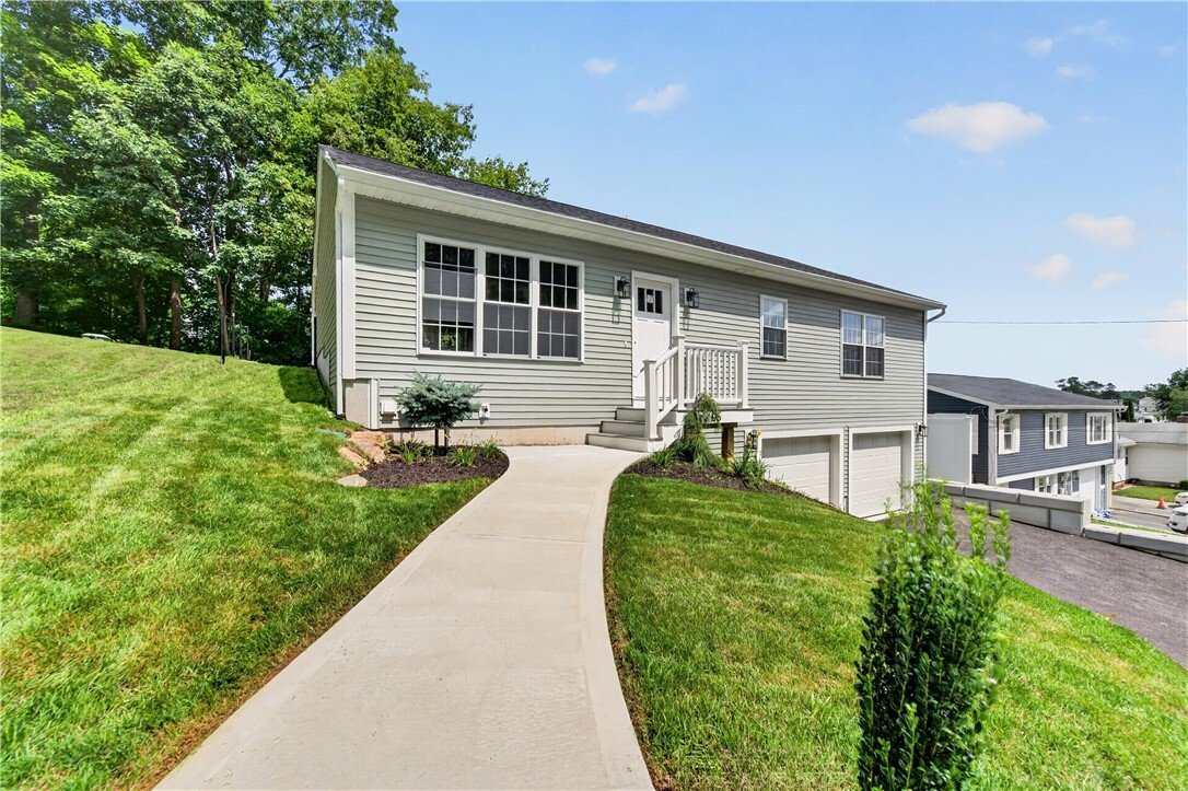 House in Johnston, Rhode Island, United States 2 - 18413325