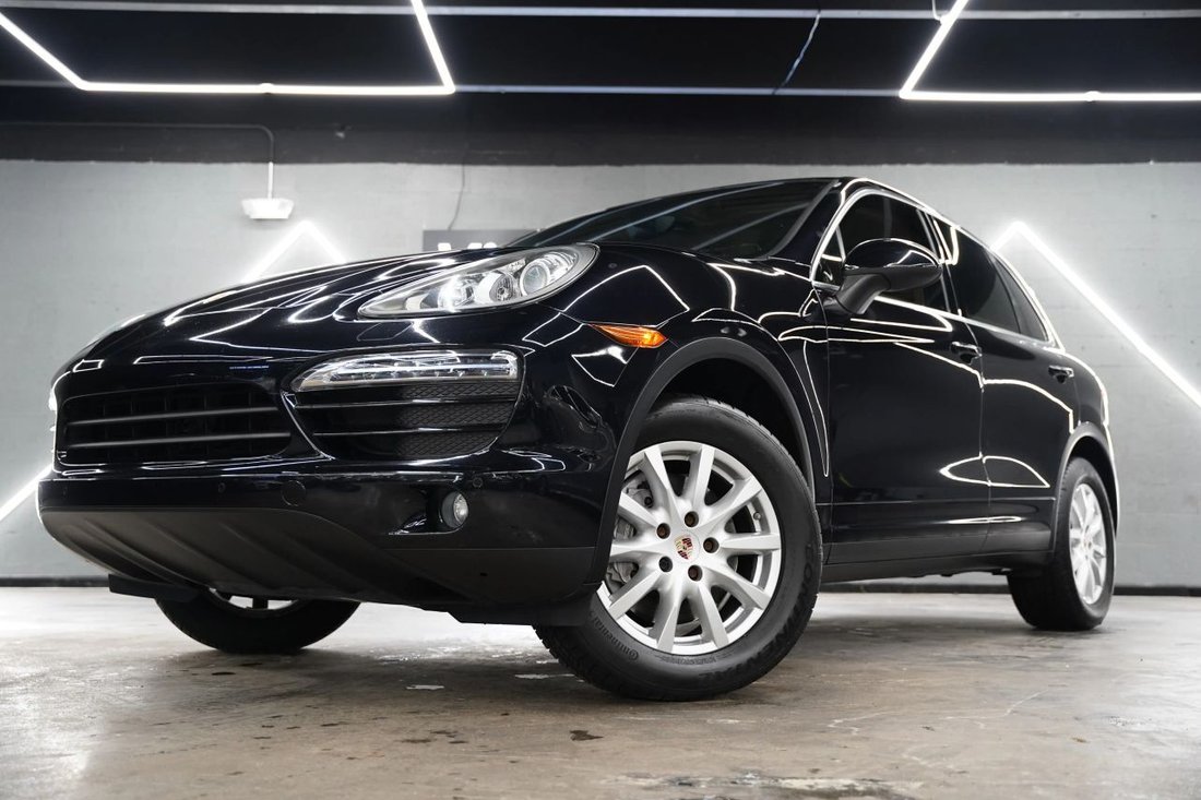 Suv in Pompano Beach, FL, United States 2 - 18409661